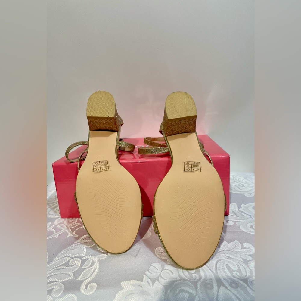 Allegra K 7.5 Glittery Gold Strappy Heels GUC - Picture 6 of 6
